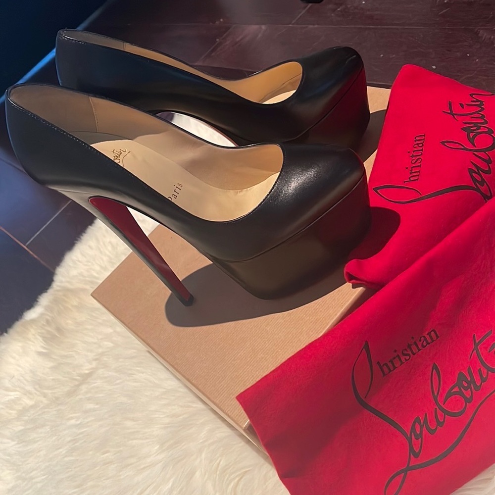 Christian Louboutin authentic platform heel